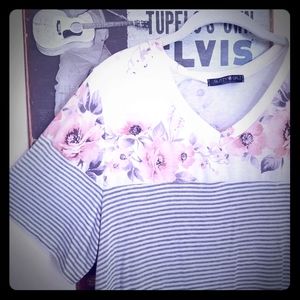 Glitzy Girlz VNeck Top